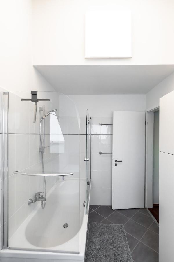 The Beverly Hills Of Frankfurt In Hofheim Penthouse Or Garden Экстерьер фото